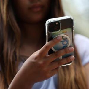 Study of 25,000 teens says social media time does not increase teenagers' mental health problems