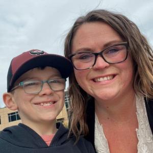 This mother is honouring her son's life by teaching kids about air quality