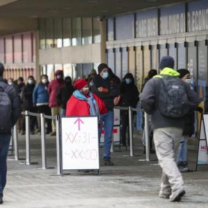 Toronto doctor stripped of licence for writing improper COVID-19 exemptions