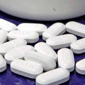 Trump says pharmaceutical tariffs could reach 200%