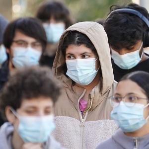 U.K. meningitis outbreak worsens, chief medical advisor calls it 'unprecedented'