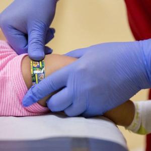 Why whooping cough outbreaks in the U.S. have a Canadian doctor on edge