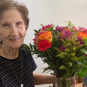 Winnipeg man calling for improved patient safety after 94-year-old mother was attacked in hospital