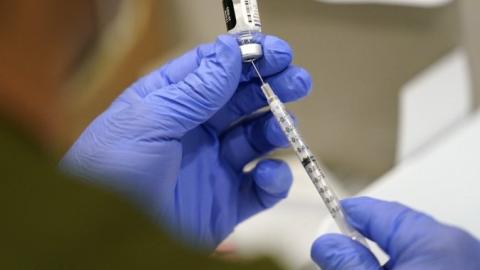 U.S. to limit annual COVID vaccines to 'at-risk groups,' older people
