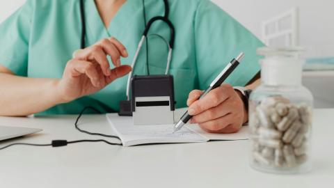 Common anti-inflammatory drugs may leave body open to viral attacks, study suggests
