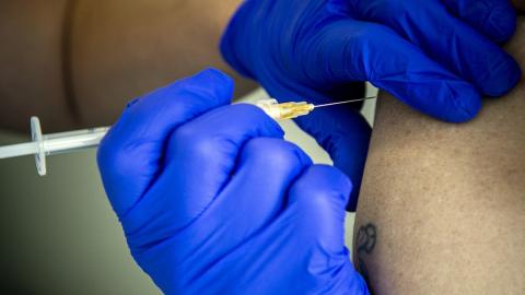 Spring COVID-19 vaccine campaign ramps up as new variant emerges