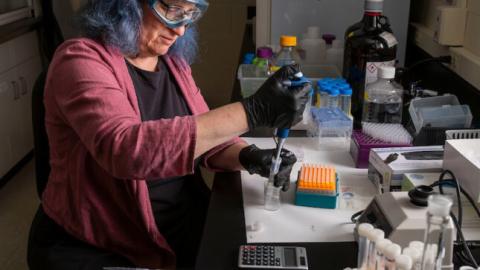 Generic cancer drugs fail quality tests at alarming rate, investigation shows