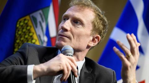 Ottawa moves to bar kids under 16 from social media, regulate chatbots