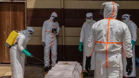 Ebola cases in eastern Congo climb to 782 and deaths reach 181, authorities say