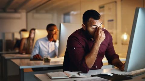 Mental health disruptions at work continue to climb in Canada: report