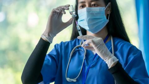 Key FDA committee unanimously recommends its first vaccine since 2023