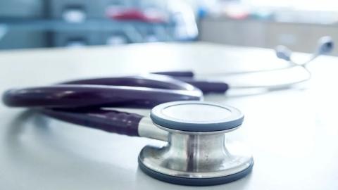 Opinion: Are provincial health systems stacked against immigrants?