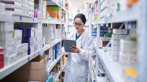 U of T startup builds early-warning system for drug shortages