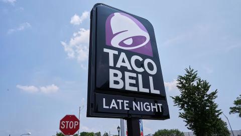 Iceberg lettuce sold at Taco Bell linked to cyclospora outbreak