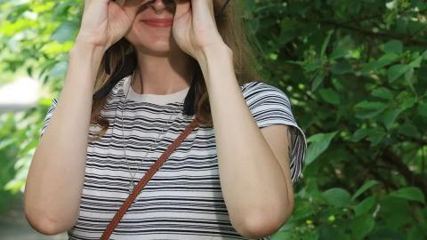 Birdwatching is becoming Toronto’s favourite hobby. It’s not just relaxing — it can actually rewire your brain
