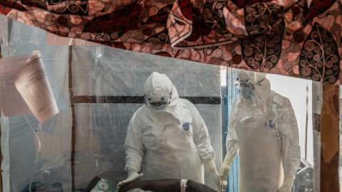 Ebola death toll in Congo rises to at least 930, including dozens of health workers