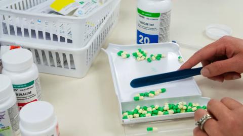 Cancelled federal ‘axe the fax’ digital prescription program gets new life in Quebec