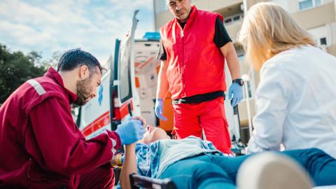 Canadian emergency doctors leaving ‘broken’ industry, citing burnout: CMAJ
