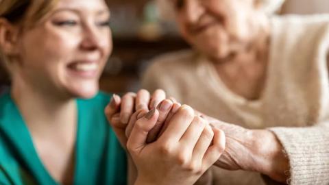 The common, treatable disease often confused with dementia
