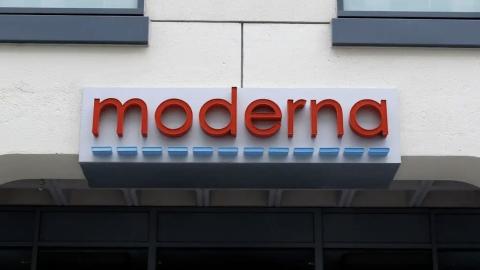 Moderna’s experimental mRNA cancer treatment progresses, shares spike