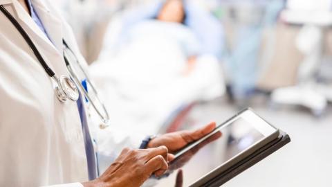 The way patients write messages to doctors might affect the response