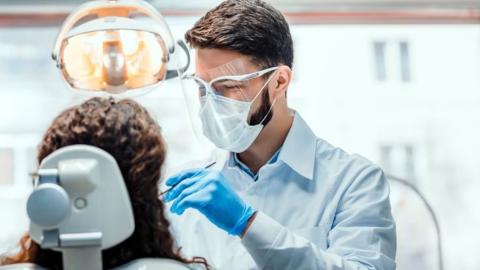 National dental plan hits roadblocks. A new report highlights problems for patients