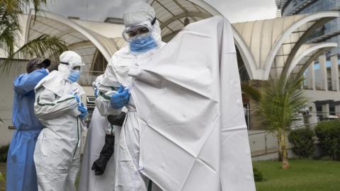 Authorities investigating whether first Kenya and Nigeria Ebola cases crossed paths