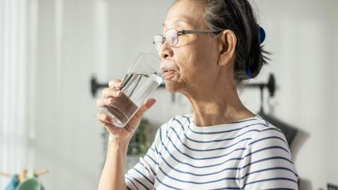 Dehydration, UTIs and cognitive health: Getting enough to drink is complicated for people with brain disorders