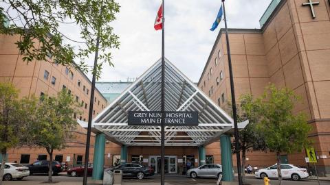 Alberta hospitals must admit patients to prevent ER backlogs, says review into Edmonton man's death