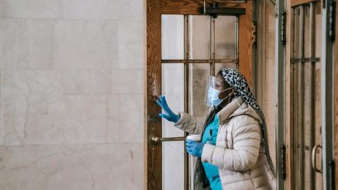 Alberta quietly ends public reporting of COVID outbreaks in hospitals