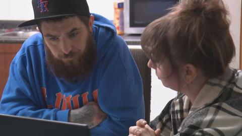 Albertan in perpetual pain amid diagnosis delays demands change: 'Just want my life back'