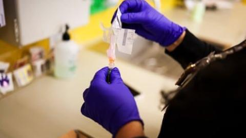 American Medical Association to review vaccine effectiveness as government 'abdicates' responsibility