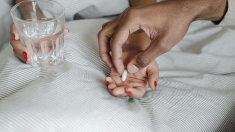 Antidepressants cause weight gain, blood pressure changes quickly: study