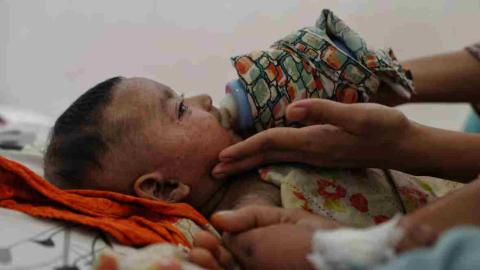 Bangladesh in grips of world's worst measles outbreak; 1,000 dead in last 6 months