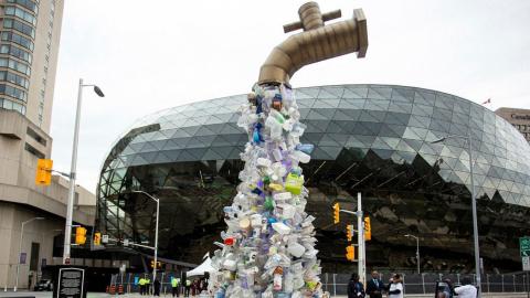 Canada must join forces with allies to stop the pollution threatening our health and environment