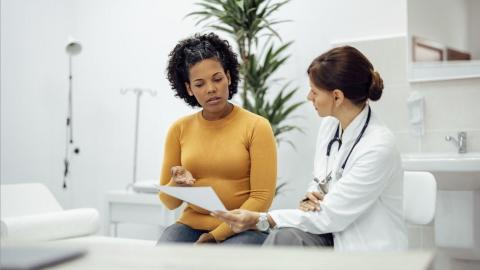 Canadian women over 40 missing warning signs of reproductive cancers