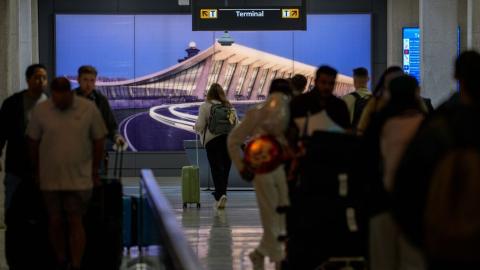 CDC Asks Workforce to Volunteer for Airport Ebola Screenings