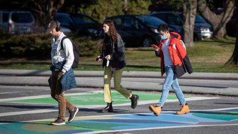Cold-weather bugs about to spread as Canadian kids head back to school