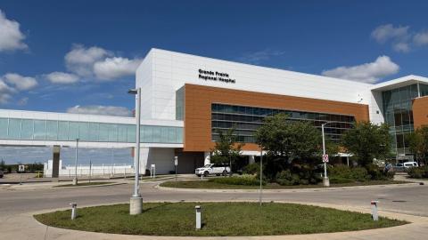 Contaminated surgical tools found in Grande Prairie operating room in April, AHS records show