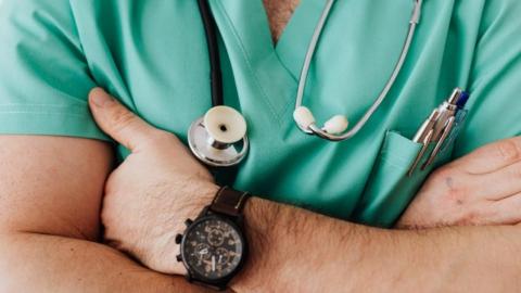 Cutting down on paperwork could free up the equivalent of 9,000 doctors, new report finds