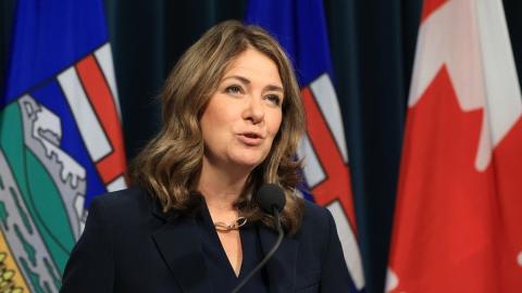 Danielle Smith tells health ministers to improve wait times by moving non-acute patients out of hospital
