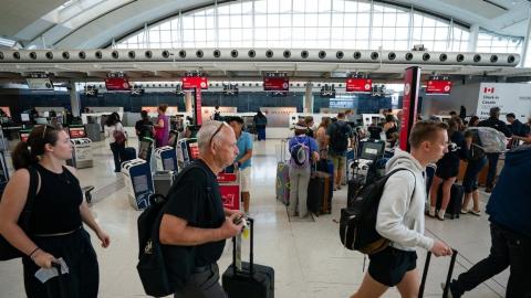 Doctors urge caution, not fear, as Canada rolls out Ebola screening