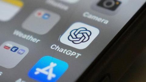 Doctors warn against dangers of health misinformation from AI sources