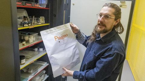 'Everyone told me I was crazy': Inside Calgary's massive psychedelics drug lab