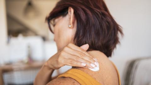FDA considers removing warning labels on hormone replacement therapies