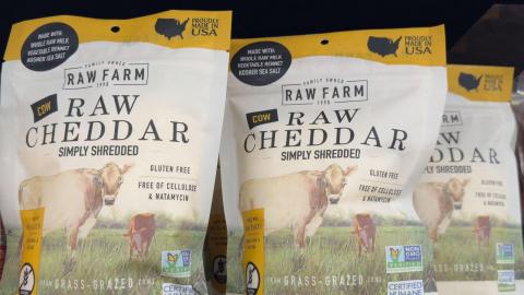 F.D.A. Investigates 7 E. Coli Illnesses as Raw Dairy Farm Denies Any Link