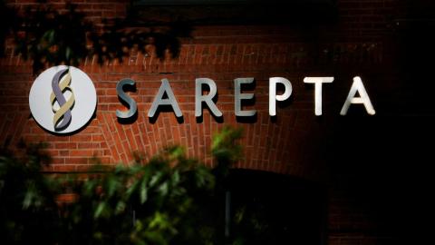 F.D.A. Sharply Limits Use of Drug Linked to Two Teen Deaths