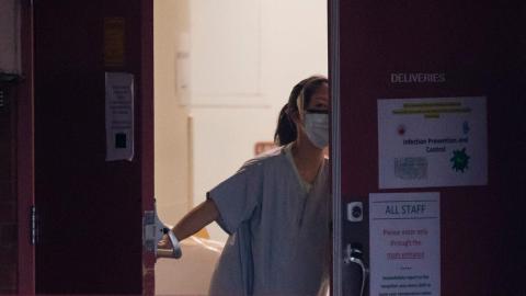 For every 100 nurses hired, Manitoba lost 57, provincial data shows