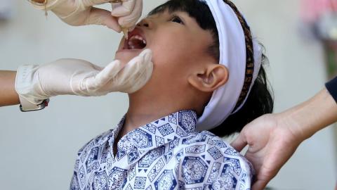 Funding is cut by 30%, but ending polio still possible