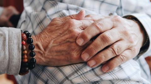 Group raises alarm as Quebec seniors' homes continue to shutter